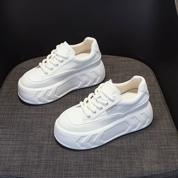 2023 White Sneakers