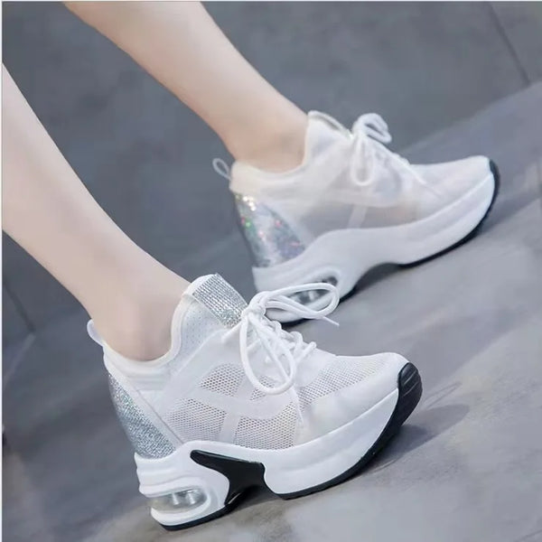 Top 10 white sneakers women's