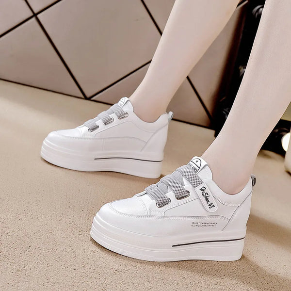 Trending White Sneakers 2023