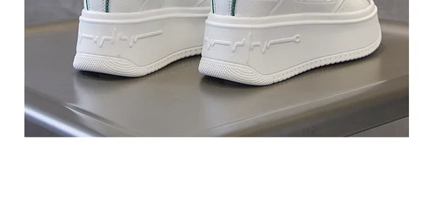 White walking sneakers for women