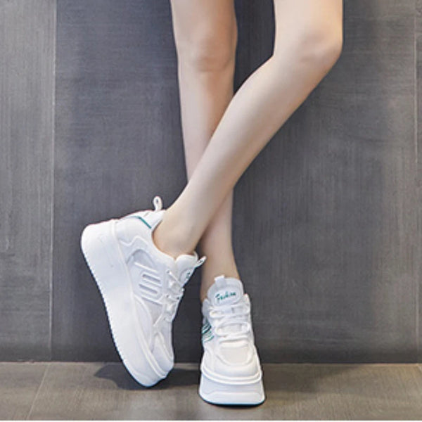 White walking sneakers for women